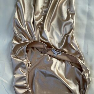 Fashion nova dress in size L